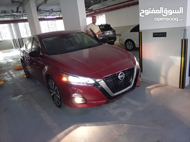 نيسان التيما sr2022