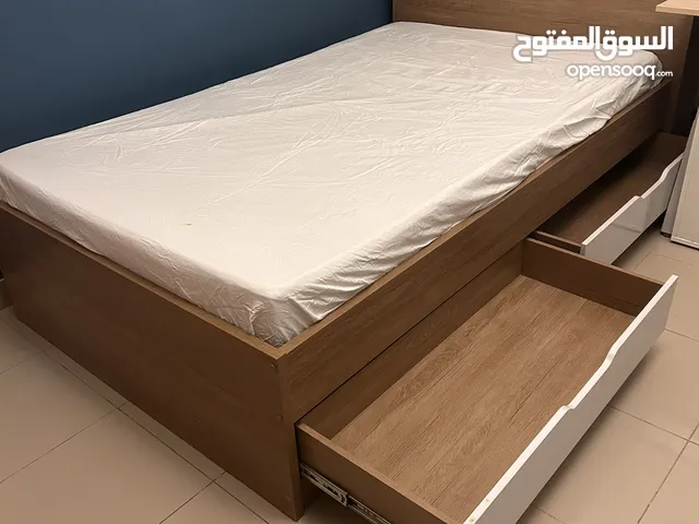 Bed 140x200cm 4 storage drawers with medical mattress
