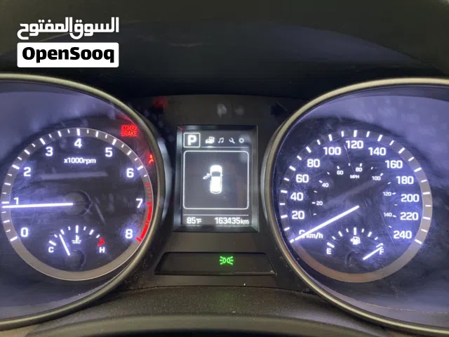 2017 هيونداي سنتافي Standard