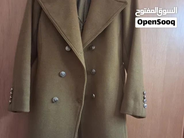 معطف نسائي للبيع