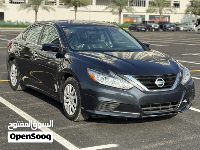 2017 Nissan Altima 2.5 Automatic  118km  Excellent Condition  First Owner