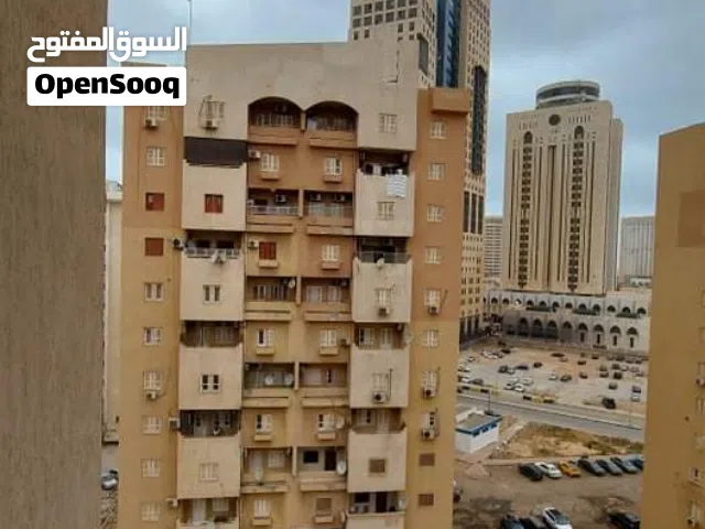 215 m2 5 Bedrooms Apartments for Sale in Tripoli That Al-Emad