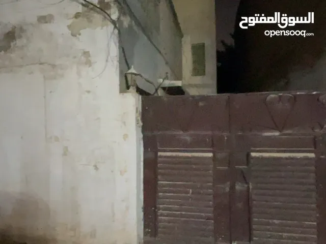 للبيع بيت بسعر قطعة ارض (تفليش)