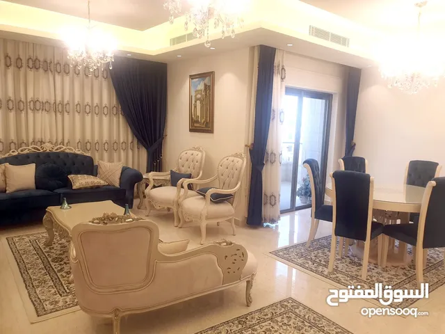 شقة مفروشة مميزة للبيع 3 نوم في عبدون