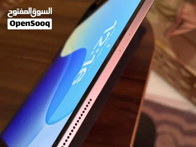 ايباد ابل M2يدعم 120 فريم  السعر قابل ل التفاوض شوف الوصف