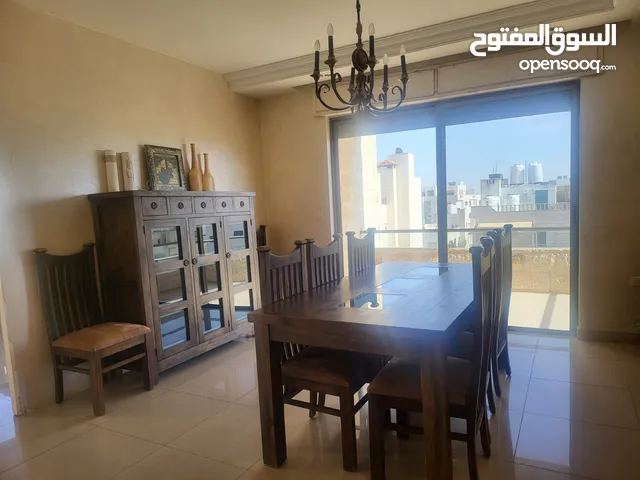 شقة طابق اخير مع روف للبيع ( Property ID : 38964 )