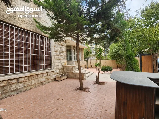 250 m2 3 Bedrooms Apartments for Sale in Amman 3rd Circle