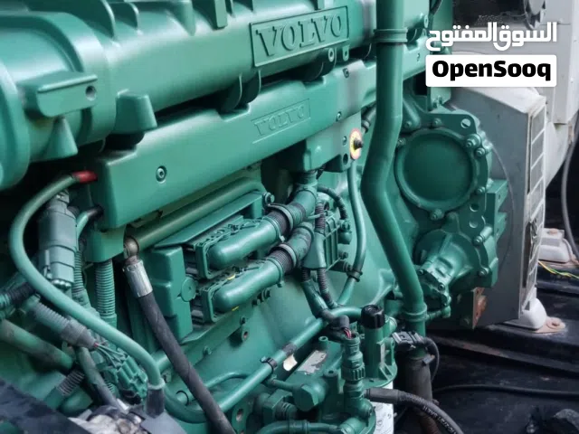 مولد كهرباء فلفو 590 كيفي 472 كيلو صافي كاتم شبه جديد