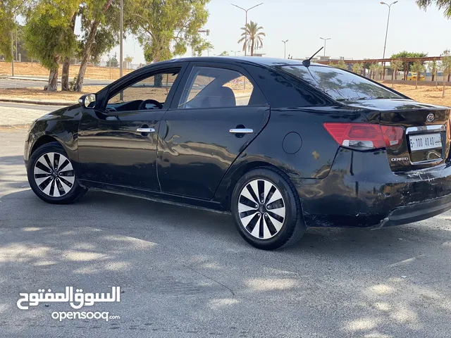 Used Kia Cerato in Tripoli