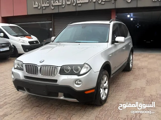 Apple CarPlay New BMW in Zawiya