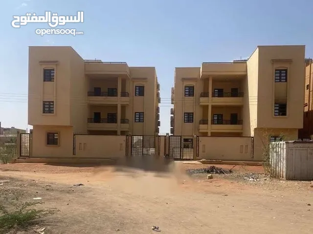 للبيع 2 فيلا الجريف غرب مربع 84. ... ملك حر