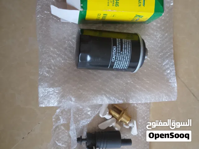 فلتر زيت مكينة سيارة فولكس واجن تيجوان 2007 طرمبة ماء علبة ماء زجاج السيارة2007