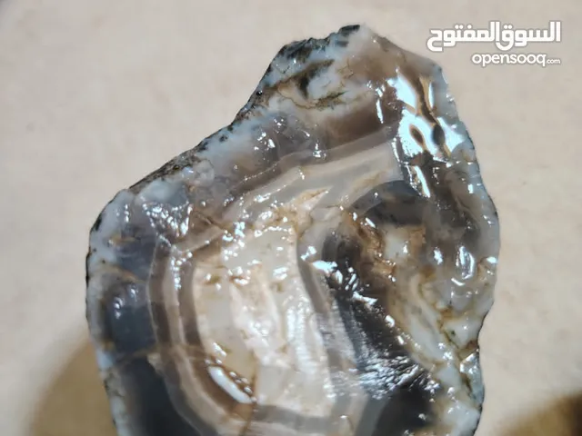 العقيق الوردى النادر والازرق النادر