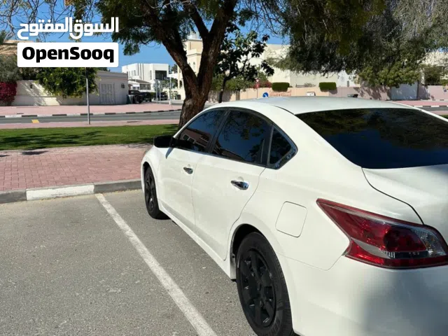 2015 نيسان التيما S