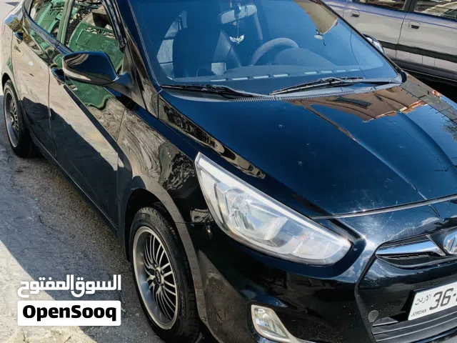 2018 هيونداي اكسنت Standard