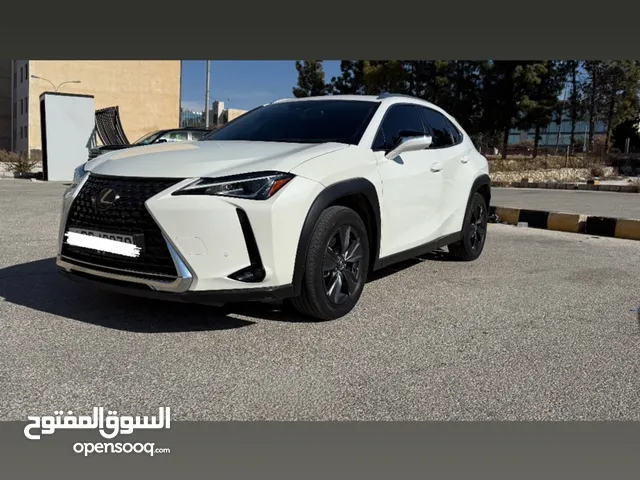 Luxes ux 250 f sport kit 2022  لكزس ux 250 كت رياضي 2022 فحص 7 جيد بحالة ممتازة