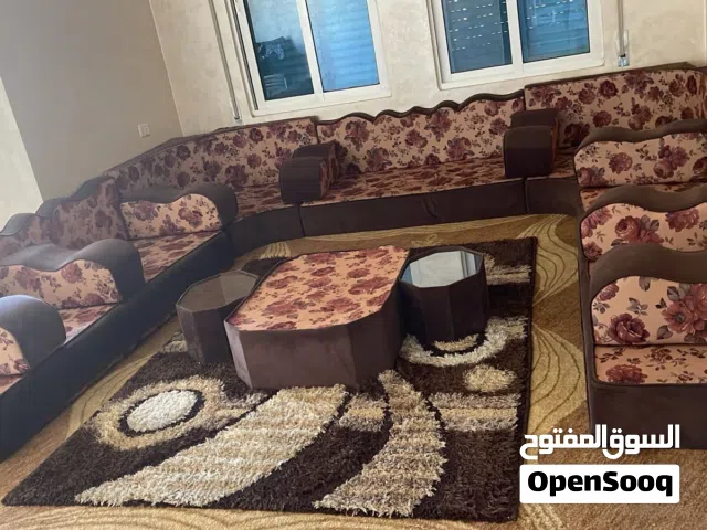 مجلس عربي عشر مقاعد