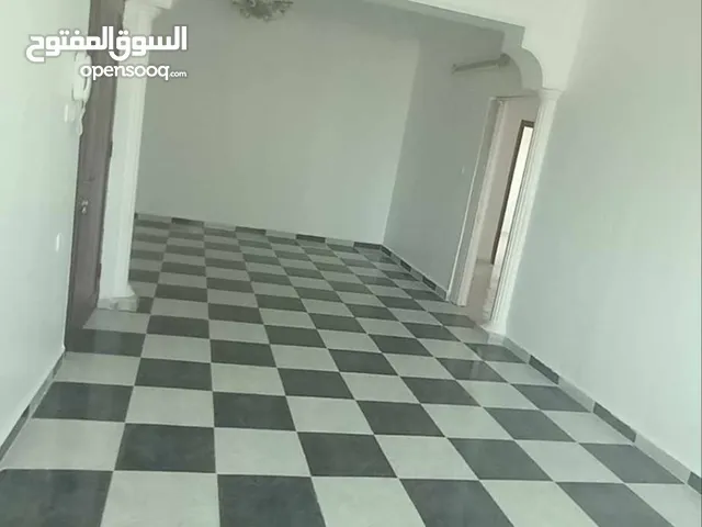 138 m2 4 Bedrooms Apartments for Rent in Zarqa Jabal Tareq
