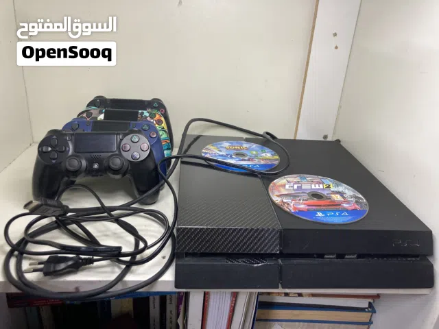 ps4 with 4 controllers and 2CD with tv