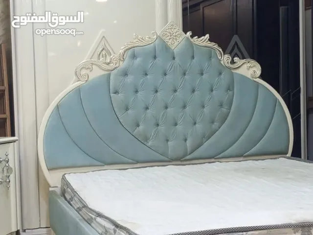 غرفة نوم ماستر إيطالي تخت بوكس مع فرشة