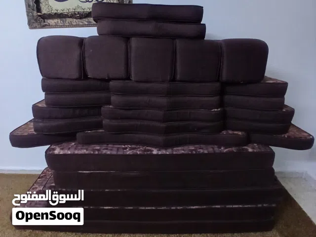 طقم جلسه عربيه  (17 قطعة) بحالة ممتازة للبيع - بسعر لقطة!