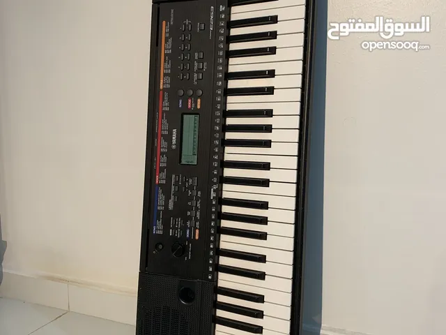 بيانو احترافي كهربائي كبير شركة ياماها الأصلي مستعمل والحالة شبه جديدة والحجم كبير