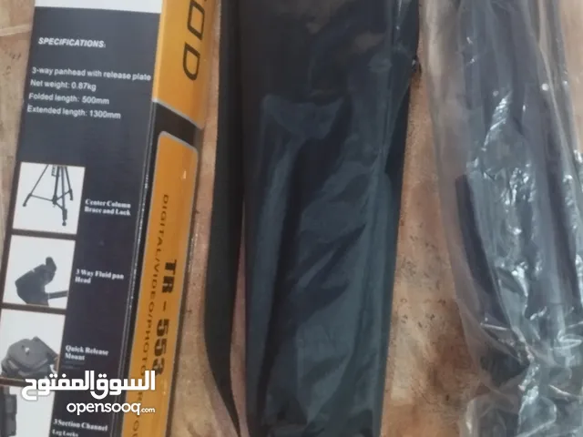 ترايبود ثلاثي موديل (TR_553) حامل للكاميرا والموبايل للتصوير الفيديو والفوتوغرافي جديد وبالكرتونه.
