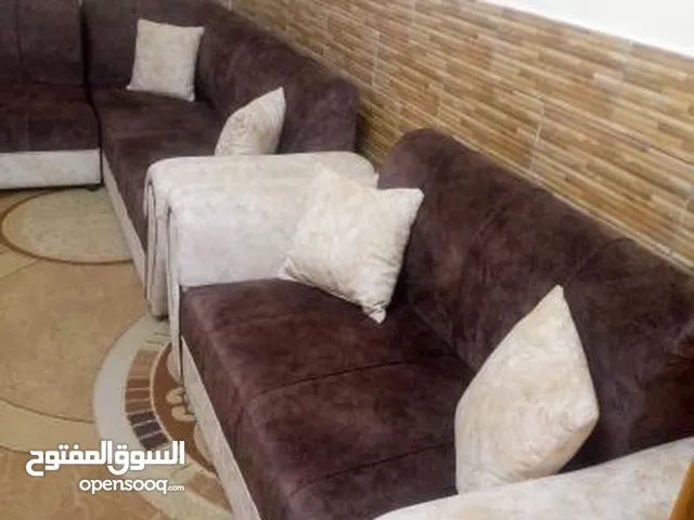 طقم كورنر نضيف مستعمل بحالة وكالة شارع ايدون بجانب سرفيس ايدون