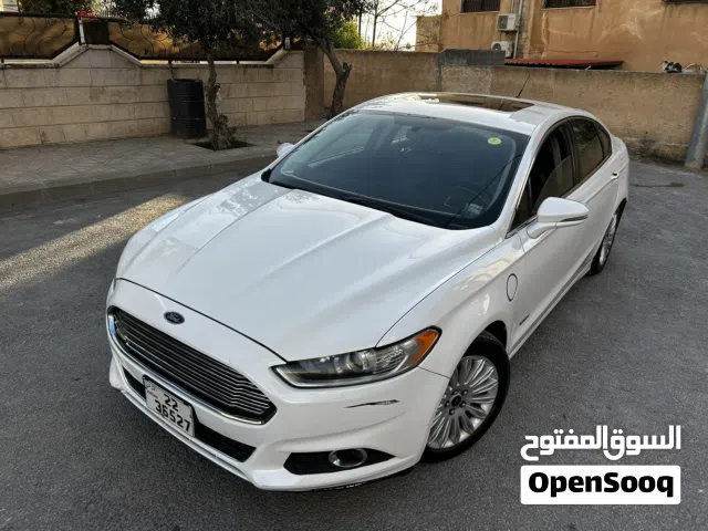 2014 فورد فيوجن Titanium