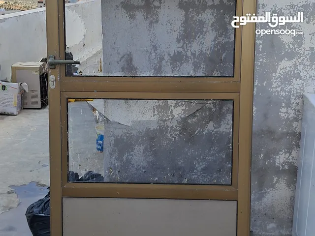 باب المنيوم بحال الوكالة ارتفاع205 عرض 100