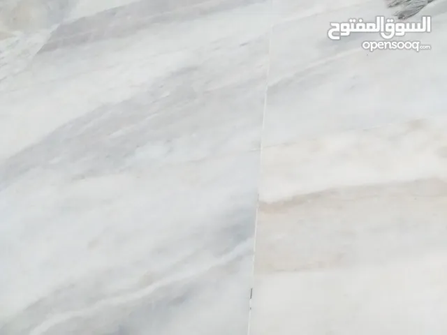 مبنى للبيع مصراتة على الطريق الساحل