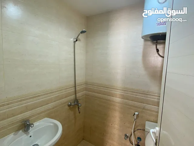 30 m2 Studio Apartments for Rent in Al Ain Al Masoodi