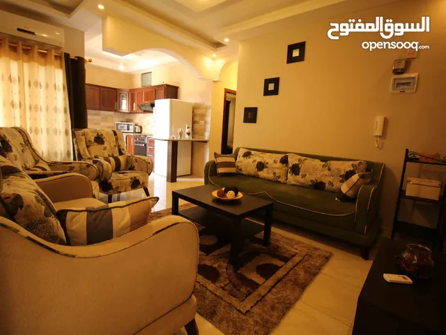شقة مفروشة للإيجار في أبو نصير خلف جنة الاحلام قرب قصر الاميرة بسمة من المالك مباشرة
