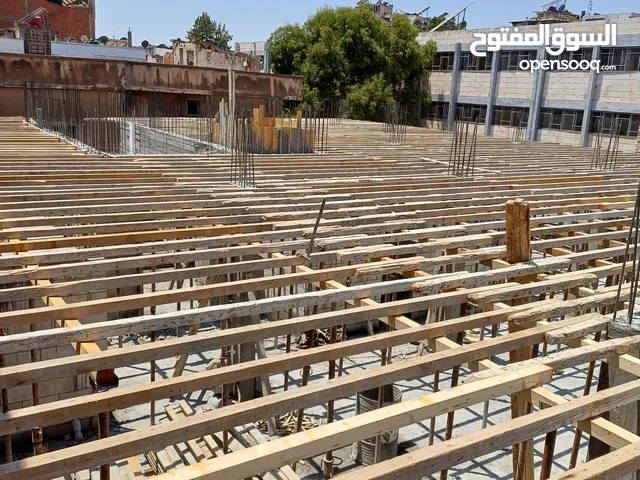 مقاولات وتعهدات