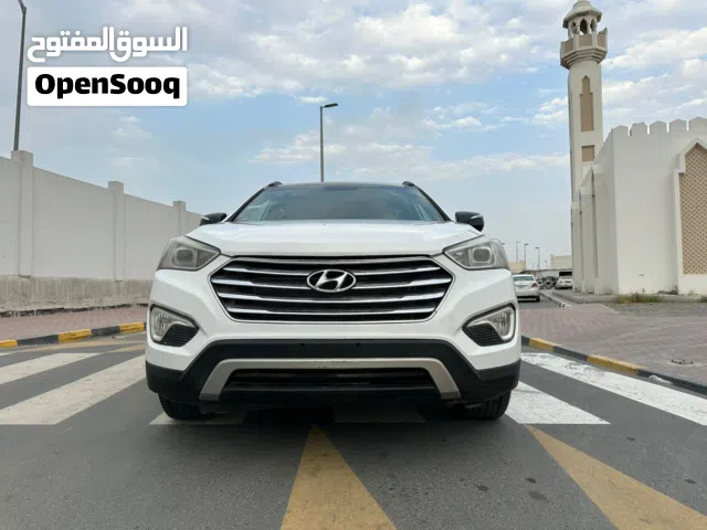 Used Hyundai Grand Santa Fe in Sharjah