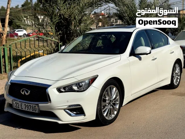 2021 إنفينيتي Q50 Luxe