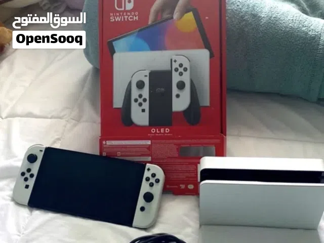 نيتندو سويت اوليد شبه جديد بالباكو و الاكسسوارات