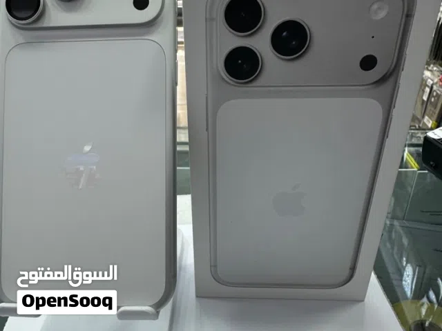 ايفون 17 بروماكس