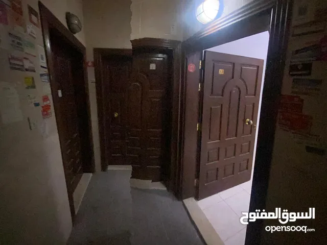 128 m2 5 Bedrooms Apartments for Rent in Jeddah Marwah