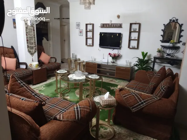 179 m2 2 Bedrooms Townhouse for Sale in Amman Swelieh