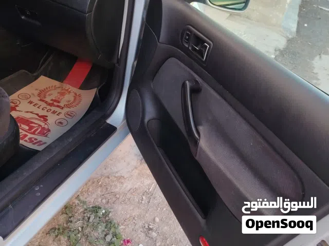 2000 فولكسفاغن جولف Golf