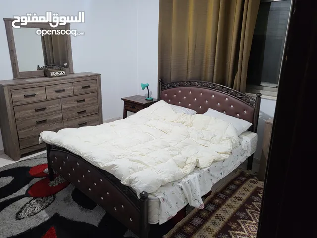 200m2 4 Bedrooms Apartments for Sale in Ramallah and Al-Bireh Al Tira