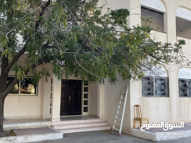 2 Villas for rent in Jahloot Amerat