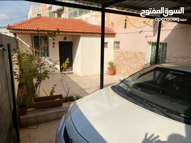 120 m2 4 Bedrooms Apartments for Sale in Salt Ein Al-Basha