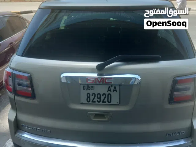 2016 جي إم سي اكاديا Standard