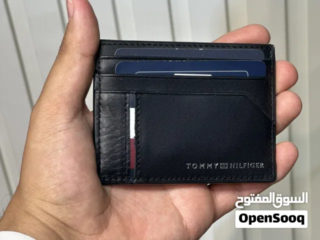 محفظة بطاقات تومي هيلفيقر