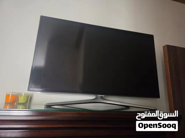 شاشة سامسونج مثل الجديد 40 بوصة مع ستاند