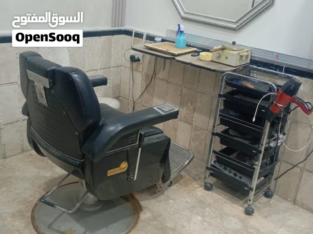 بيع معدات محل حلاقة رجالي متكامله