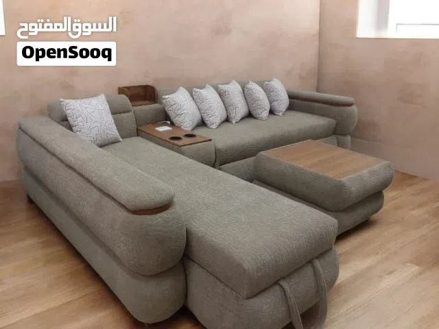 ركنه بتتفتح سرير وسحاره ومعاها بف هديه عموله دمياطى