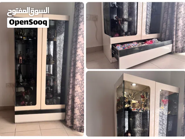 Glass Showcase Cupboard with Drawer & Spotlights